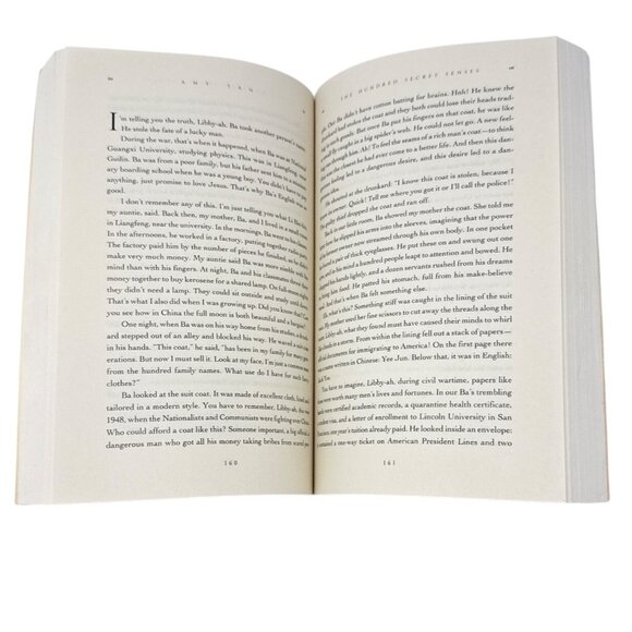 The Hundred Secret Senses By Amy Tan Paperback Book - Picture 2 of 4